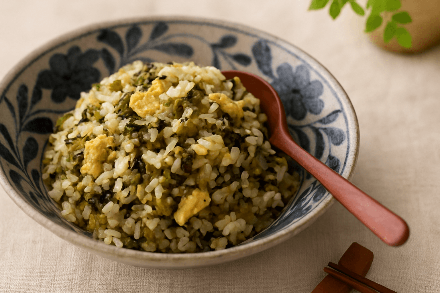 香ばしい高菜と卵のチャーハン